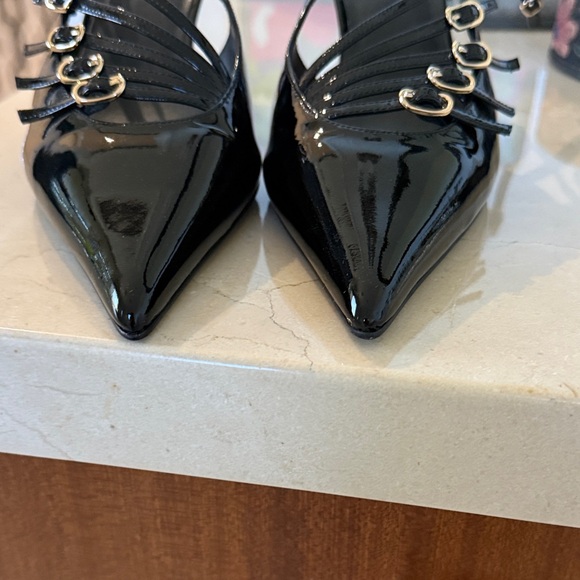 Jeffrey Campbell Black Patent Pointed Slingback Flats with Gold Rings - Picture 3 of 4